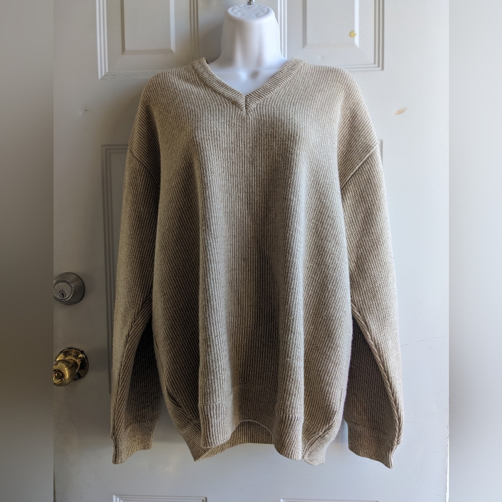 Lambswool Sweater - Picture 14 of 14
